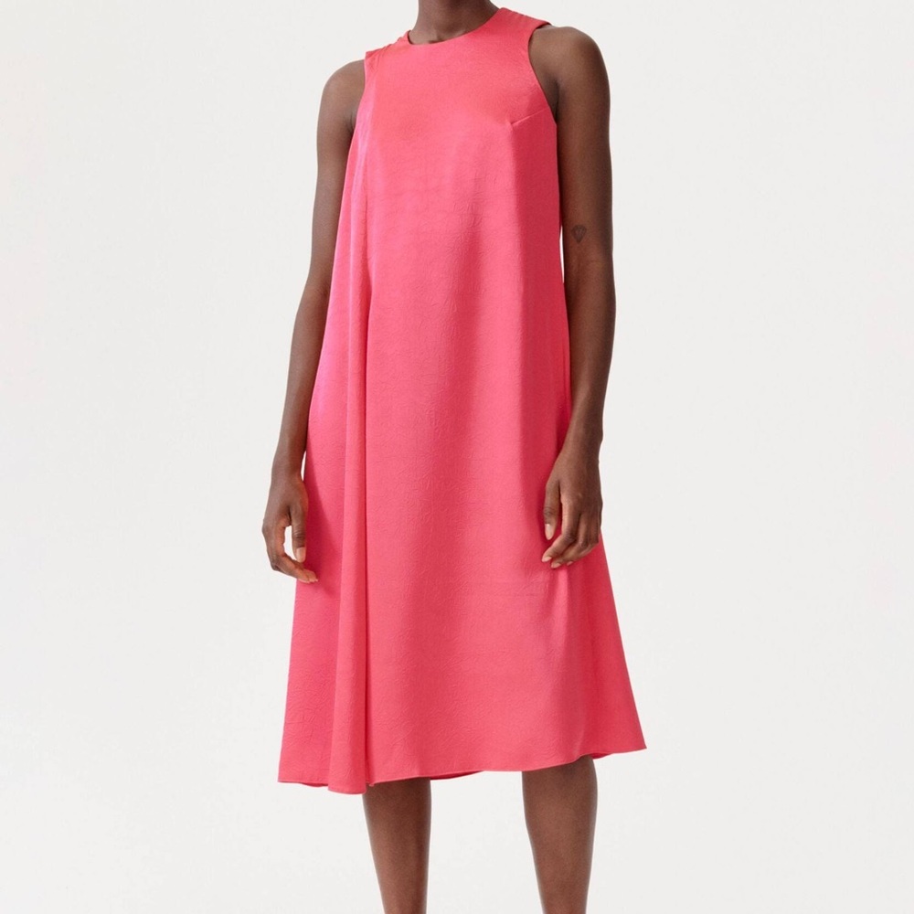 baum und pferdgarten Amami Satin Midi Dress. Send best offer!